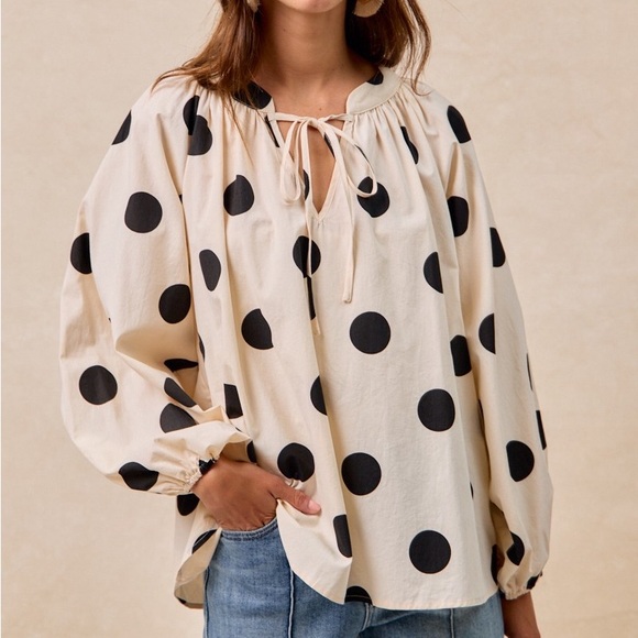 Polka Dot Exaggerated Balloon Sleeves Blouse - Picture 9 of 10